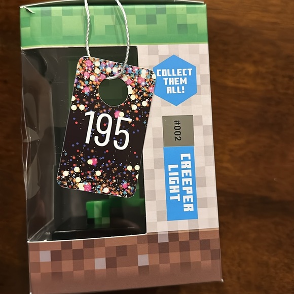 195,Minecraft Creeper Light Figure Green - Picture 2 of 4